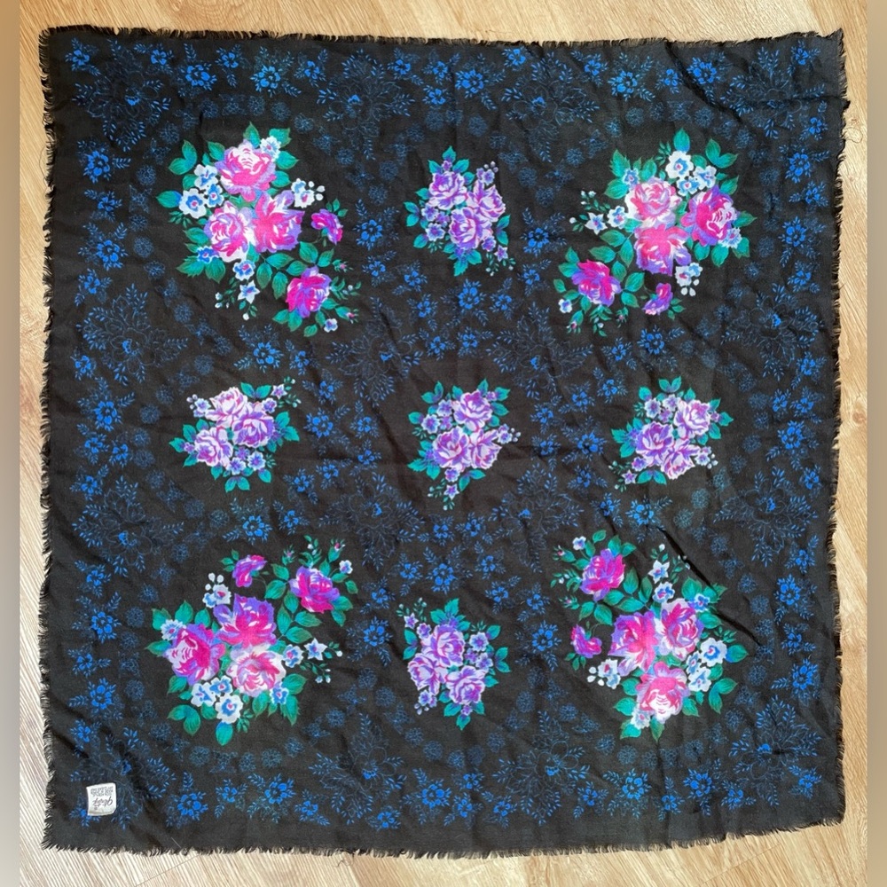 Vintage Glentex square scarf wrap black floral pink purple blue raw hem - Picture 5 of 6